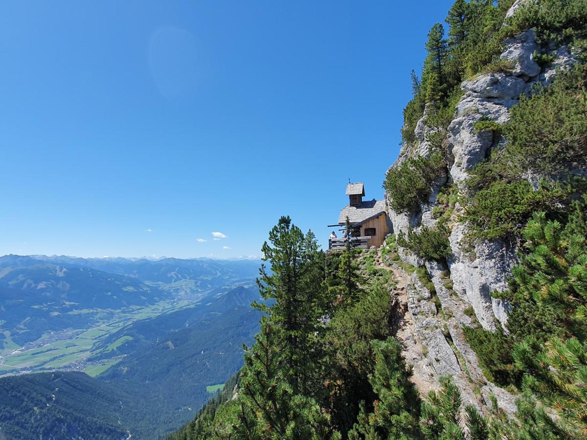 Appartement Bergtraeume Haus im Ennstal Exterior foto