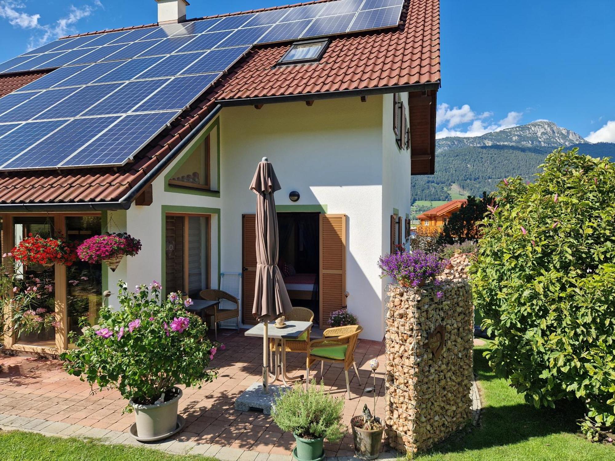 Appartement Bergtraeume Haus im Ennstal Exterior foto